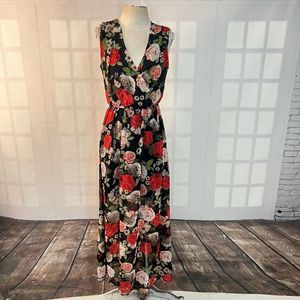 Disney beauty & the beast black red floral sleeveless maxi size medium